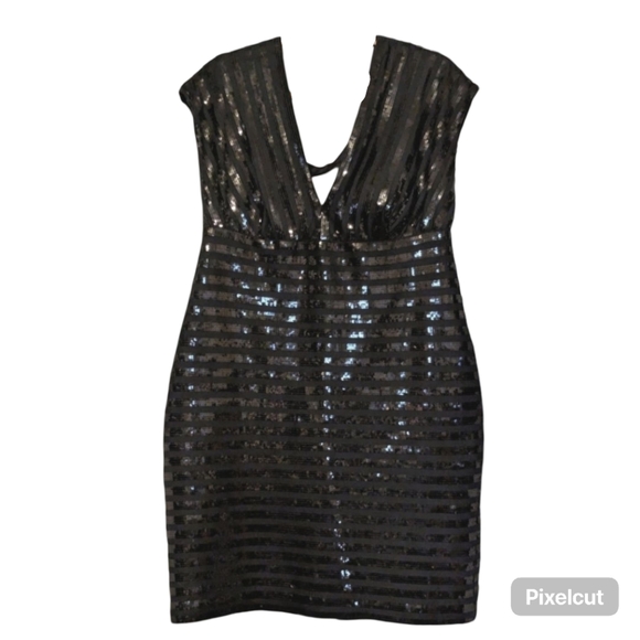 Nicole Miller Dresses & Skirts - Nicole Miller Stripped Sequined Midi Dress. Size: 14